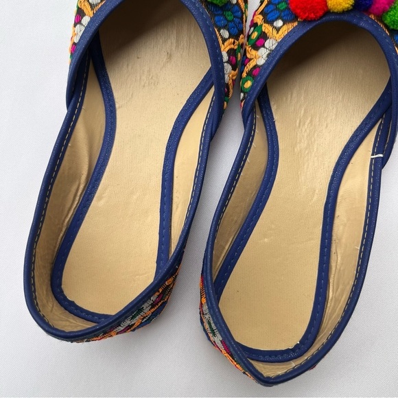 adidas Punjabi Jutti Mojari Embroidered Jingle Bellies Flat Shoes Size 7/7.5 - Picture 3 of 15